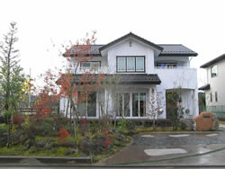 �{�H��@�G�؂̒z�R