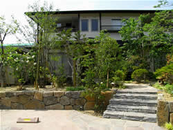 �{�H��i�t��������j